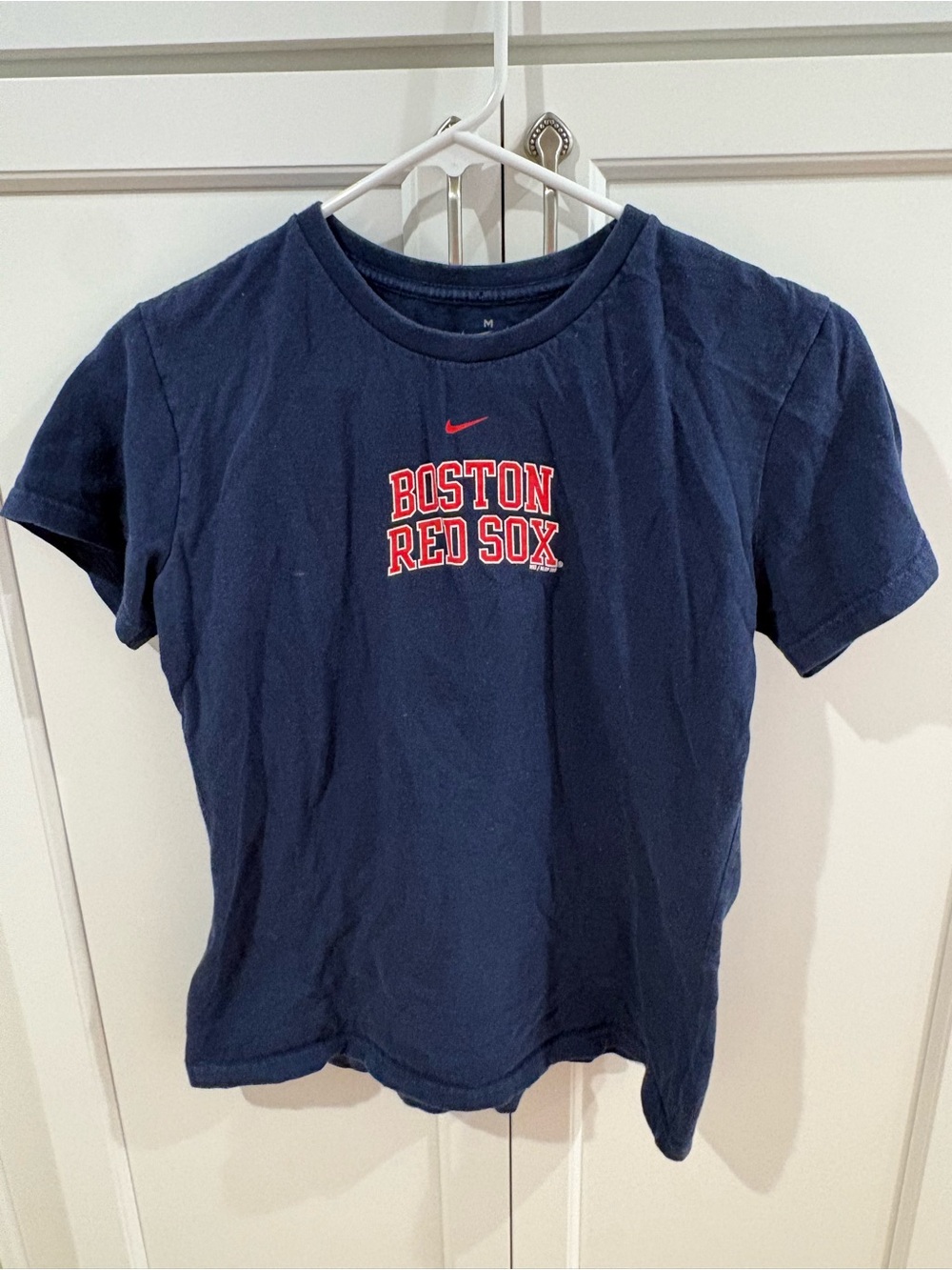 Nike Women’s Boston Red Sox Navy Graphic Tee